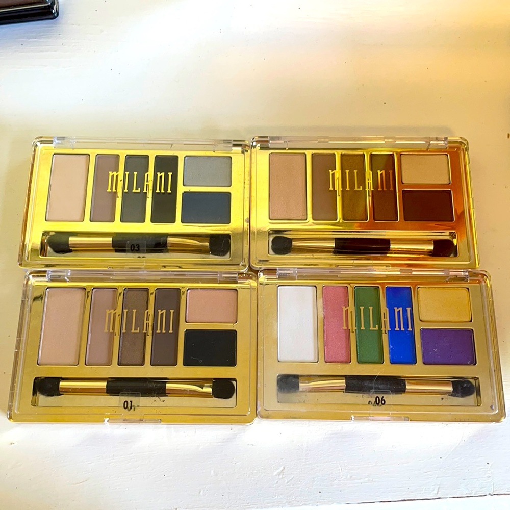 Eyeshadow palettes